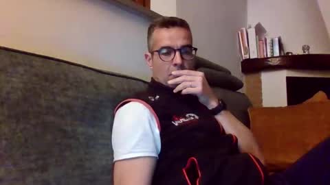 Snapshot of simmeturbate chatting on April 2026 08:55:02 PM Italiandaddyitalydickassbottomassholecomshowmasturbatenudeboyitalyatleticcutemuscolarhardcockdickboy online show from April 2026 08:55:02 PM