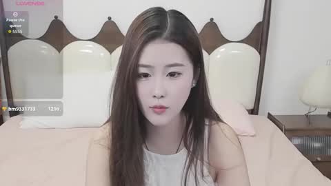 simonastephanie online show from October 2025 01:46:02 PM