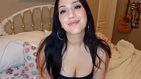 simonesighren online show from April 2026 04:50:02 AM