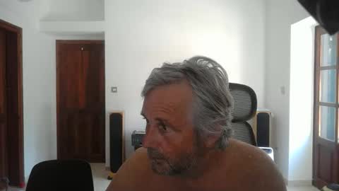 Snapshot of simonthenudist chatting on April 2026 01:06:01 PM Simon online show from April 2026 01:06:01 PM