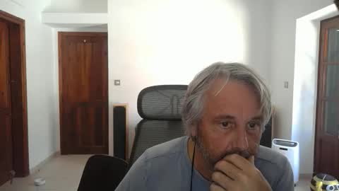 Snapshot of simonthenudist chatting on May 2026 08:41:01 AM Simon online show from May 2026 08:41:01 AM