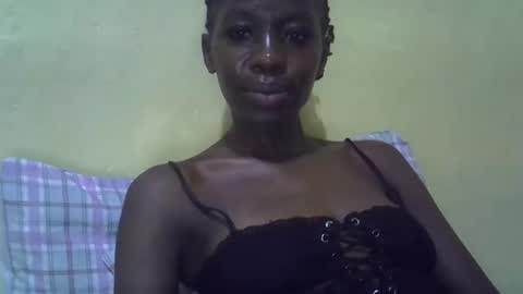 Snapshot of simplyloy33 chatting on April 2026 11:16:01 PM simplyloy33 online show from April 2026 11:16:01 PM