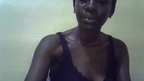 Snapshot of simplyloy33 chatting on April 2026 06:38:02 AM simplyloy33 online show from April 2026 06:38:02 AM