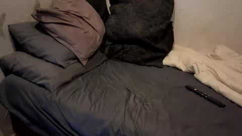 simsimeon online show from April 2026 07:11:01 PM