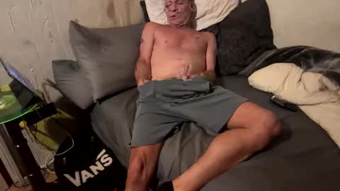 simsimeon online show from April 2026 03:32:01 PM