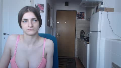 simyhvn online show from February 2025 07:03:01 AM