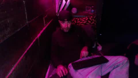 Snapshot of sinfulloki616 chatting on November 2025 06:43:02 PM sinfulloki616 online show from November 2025 06:43:02 PM