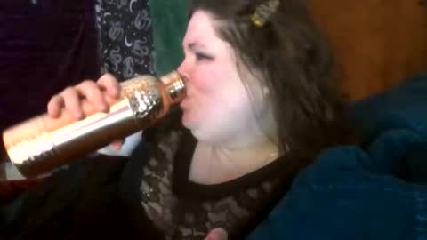 Siofra online show from April 2026 10:56:02 PM