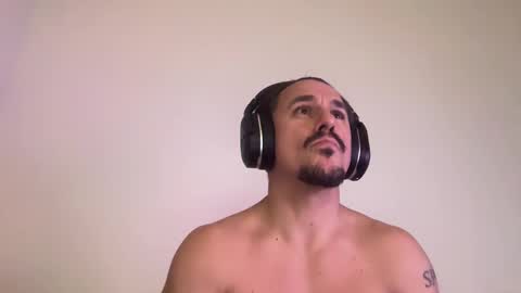 Snapshot of sirbubblesworth chatting on January 2025 04:54:01 AM sirbubblesworth online show from January 2025 04:54:01 AM