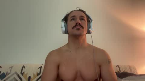 Snapshot of sirbubblesworth chatting on January 2025 10:22:01 PM sirbubblesworth online show from January 2025 10:22:01 PM