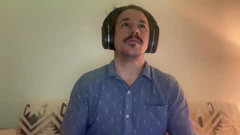 Snapshot of sirbubblesworth chatting on January 2025 12:37:01 PM sirbubblesworth online show from January 2025 12:37:01 PM