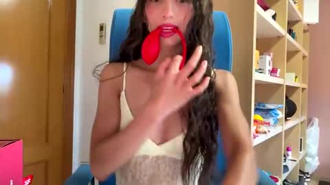 Snapshot of sirens_foxx chatting on June 2026 06:34:02 PM Sirens foxx online show from June 2026 06:34:02 PM