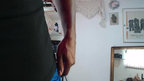 Snapshot of siriss_boyrag chatting on September 2025 04:08:02 PM siriss_boyrag online show from September 2025 04:08:02 PM