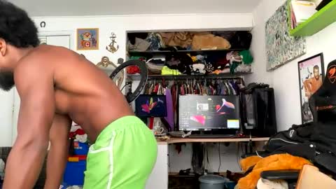 siriss_boyrag online show from June 2026 12:50:02 PM