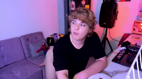 Snapshot of sirius_angels chatting on February 2026 01:00:02 AM Sirius angels online show from February 2026 01:00:02 AM