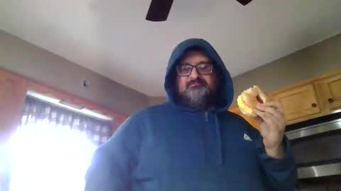 Snapshot of sirmike80 chatting on March 2026 01:17:01 PM SirMike80 online show from March 2026 01:17:01 PM