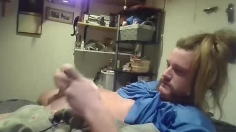 Snapshot of sissyboy031 chatting on February 2026 11:44:01 PM sissyboy031 online show from February 2026 11:44:01 PM