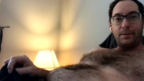 Snapshot of sixfootseven chatting on December 2024 08:29:01 PM sixfootseven online show from December 2024 08:29:01 PM