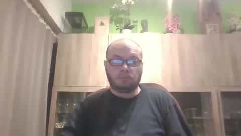 Snapshot of sixten113 chatting on April 2026 04:27:01 PM sixten113 online show from April 2026 04:27:01 PM