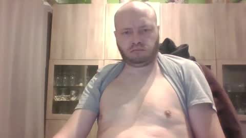Snapshot of sixten113 chatting on April 2026 06:09:01 AM sixten113 online show from April 2026 06:09:01 AM