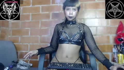 Snapshot of skarleth_miaw chatting on January 2025 10:16:02 PM Punkat 3 online show from January 2025 10:16:02 PM