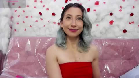 Skarlet  online show from October 2025 06:39:01 PM