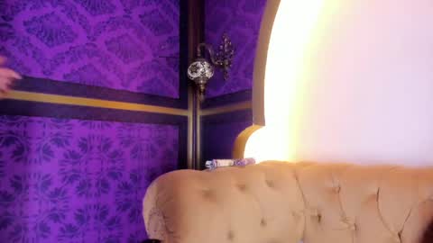 skarlettbarnes online show from May 2026 12:12:01 PM