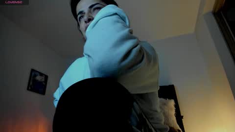 Skay online show from March 2026 02:18:01 AM