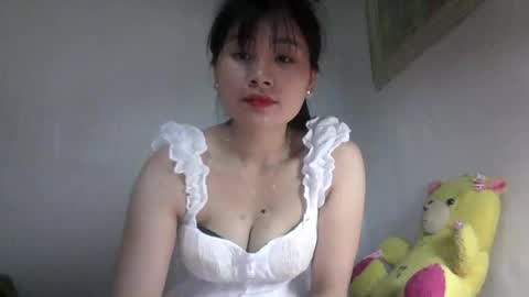 Shie online show from April 2026 01:04:01 AM