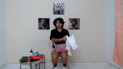 skinny online show from April 2026 02:49:02 AM