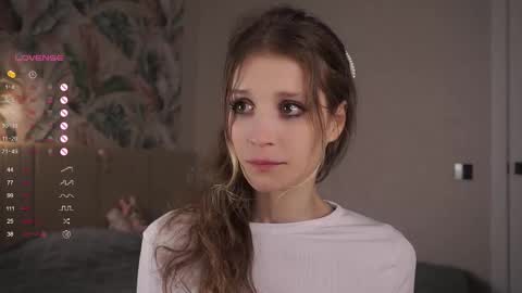 Snapshot of skinny_eve chatting on March 2025 01:31:02 AM Emily online show from March 2025 01:31:02 AM