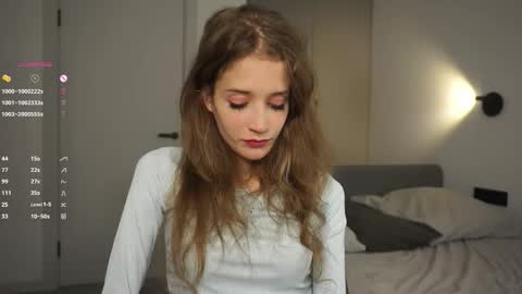 Snapshot of skinny_eve chatting on October 2025 05:24:02 PM Emily online show from October 2025 05:24:02 PM