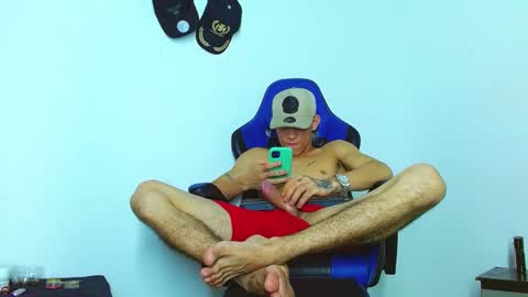 Snapshot of skinny_marked chatting on January 2025 03:27:02 AM skinny marked online show from January 2025 03:27:02 AM