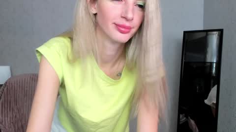 Snapshot of skinnyladyy chatting on February 2025 05:10:01 AM Skinnyladyy online show from February 2025 05:10:01 AM