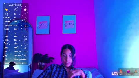 Snapshot of skinnyneighbour_ chatting on December 2024 09:01:02 AM Karla online show from December 2024 09:01:02 AM