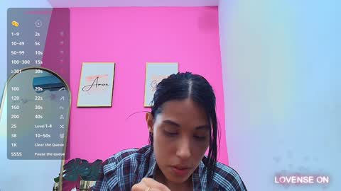 Snapshot of skinnyneighbour_ chatting on December 2024 08:57:02 AM Karla online show from December 2024 08:57:02 AM