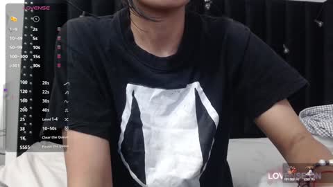 Snapshot of skinnyneighbour_ chatting on December 2024 03:28:02 AM Karla online show from December 2024 03:28:02 AM