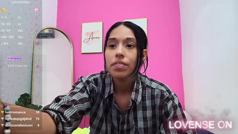 Snapshot of skinnyneighbour_ chatting on January 2025 06:03:02 AM Karla online show from January 2025 06:03:02 AM