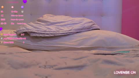 Snapshot of skinnyneighbour_ chatting on February 2025 09:05:02 AM Karla online show from February 2025 09:05:02 AM