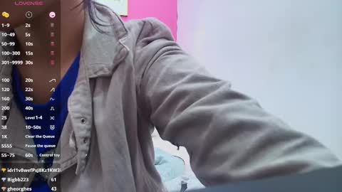 Snapshot of skinnyneighbour_ chatting on February 2025 03:10:02 AM Karla online show from February 2025 03:10:02 AM