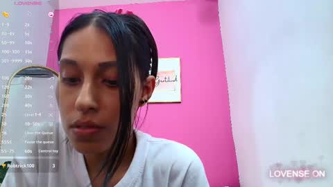 Snapshot of skinnyneighbour_ chatting on March 2025 09:16:01 AM Karla online show from March 2025 09:16:01 AM
