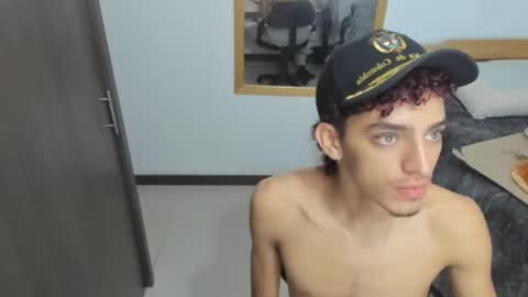 skinnypipe15 online show from November 2025 03:27:01 AM