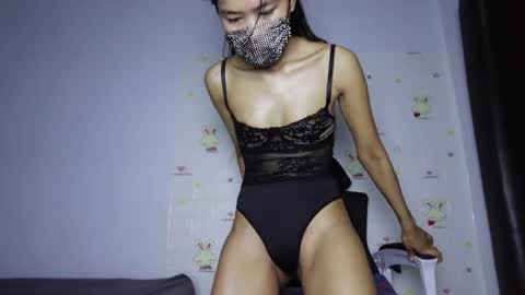 Snapshot of skinnythai4u chatting on May 2026 04:12:01 PM skinnythai4u online show from May 2026 04:12:01 PM