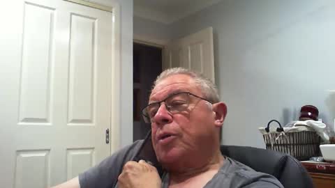 Snapshot of skipper1970 chatting on March 2026 08:42:01 AM Skipper1970 online show from March 2026 08:42:01 AM