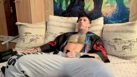 skirlingod online show from October 2025 05:02:02 AM