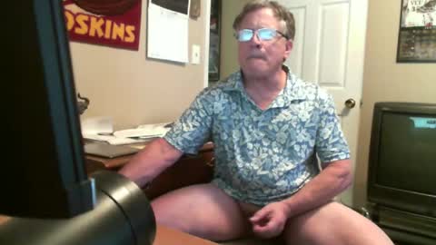 Snapshot of skn1960e chatting on July 2026 02:01:01 PM skn1960e online show from July 2026 02:01:01 PM