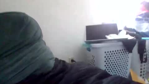 Snapshot of skulldaddy1 chatting on May 2026 09:33:01 PM skulldaddy1 online show from May 2026 09:33:01 PM
