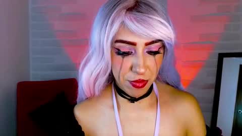 Snapshot of sky_girl1 chatting on December 2024 08:08:02 AM Mile online show from December 2024 08:08:02 AM