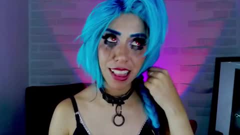 Snapshot of sky_girl1 chatting on December 2024 09:35:01 AM Mile online show from December 2024 09:35:01 AM