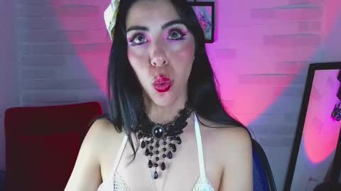 Snapshot of sky_girl1 chatting on February 2025 08:13:02 AM Mile online show from February 2025 08:13:02 AM